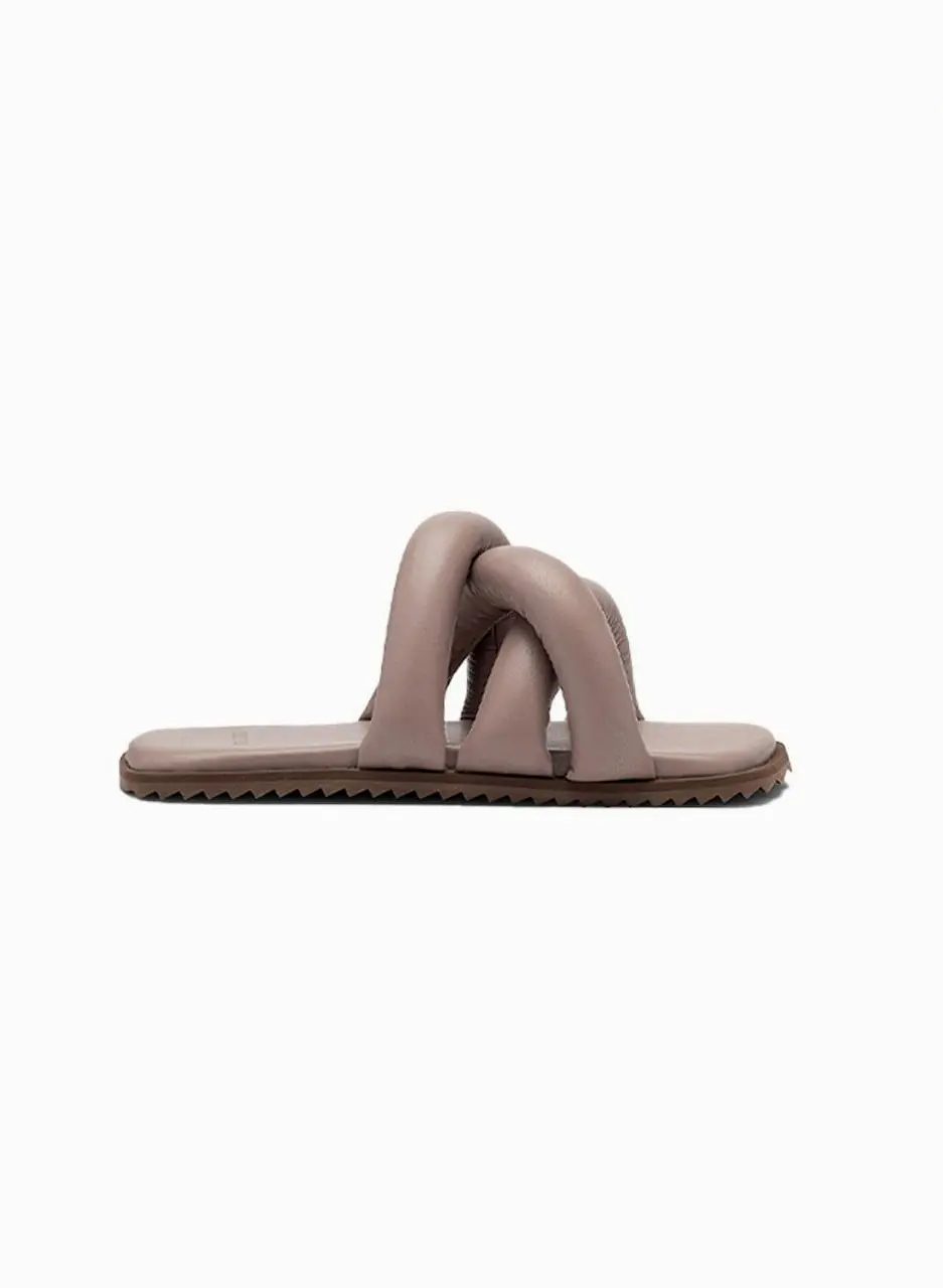 Yume Yume Tire Women's Slides [Tan]