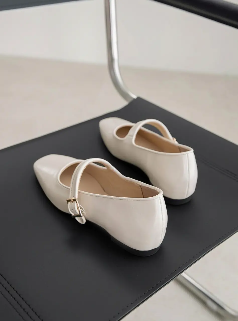 Springy Molded Sole Maeiltto Height-Increasing 3cm Mary Janes