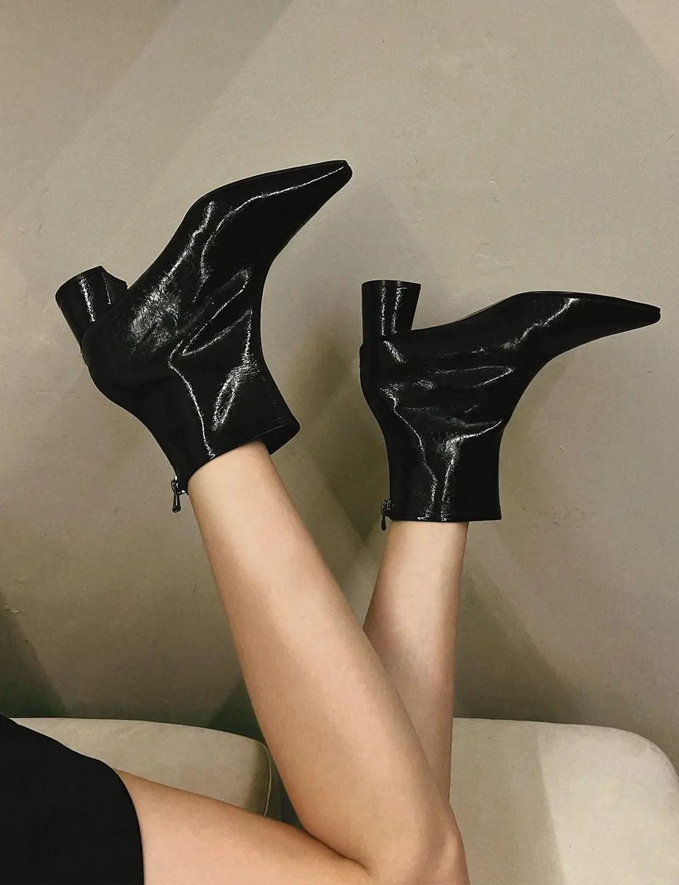kara classic ankle boots [black]
