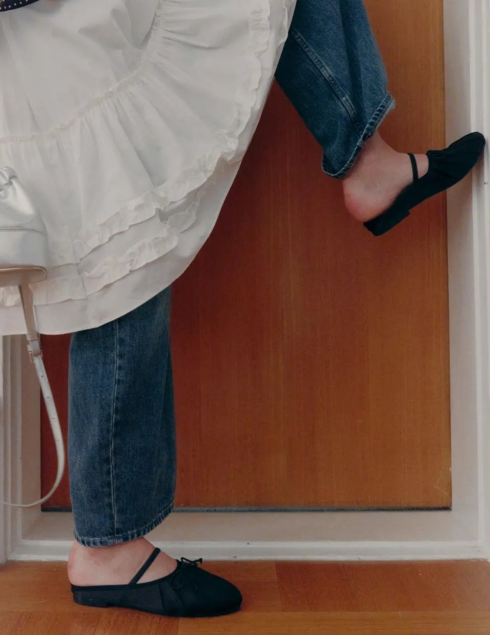 Moana Ribbon Shirring Mules (JLSO6E405BK)