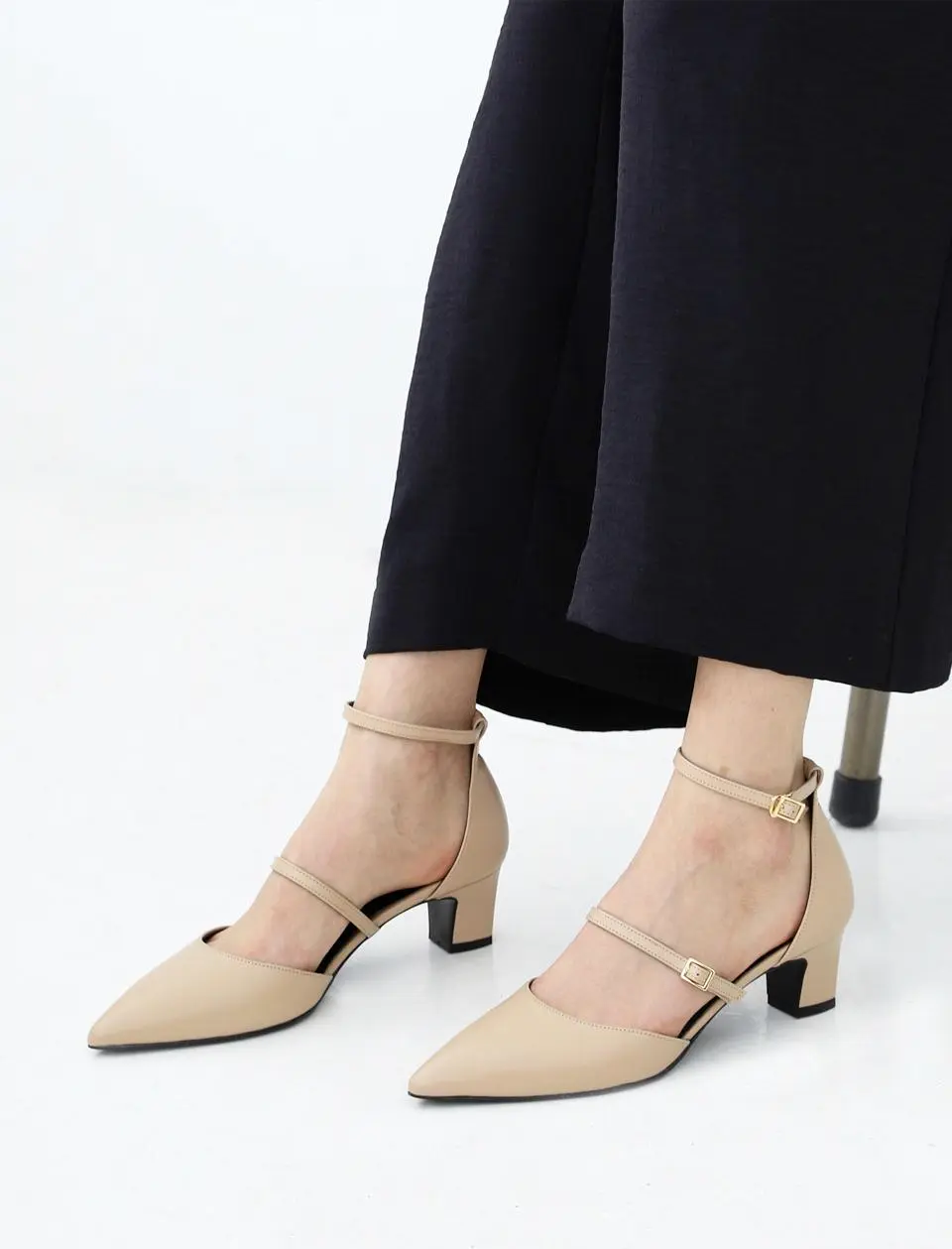 Ankle Strap 5cm Pumps (LC210)