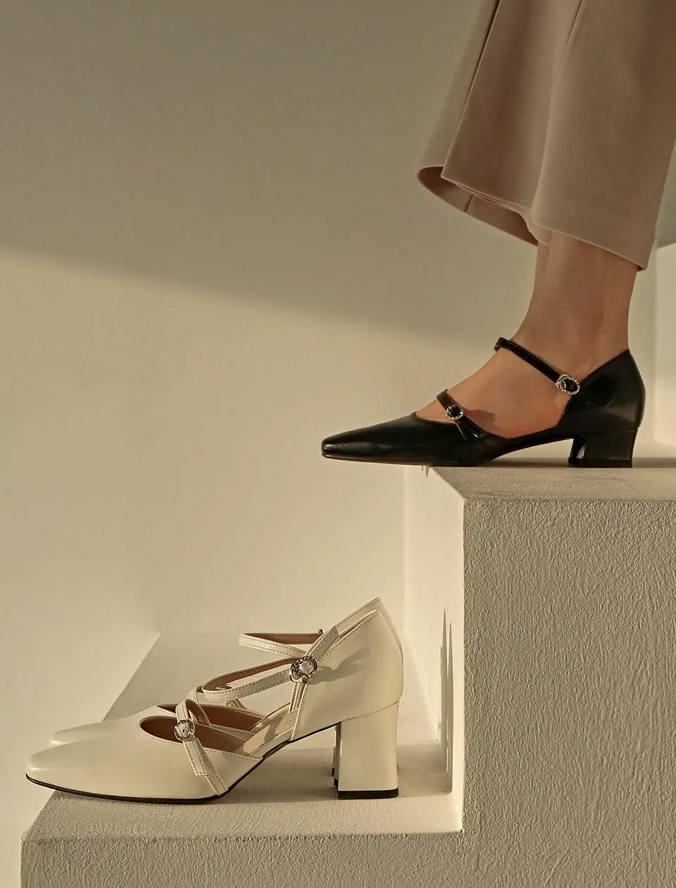 139J Iroo Maryjane Pumps