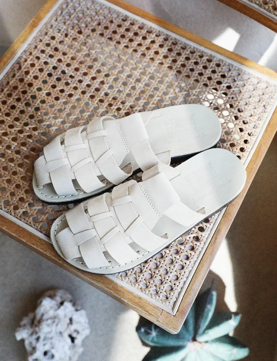 Handwoven Nubuck Leather Fisherman Slides [White] (1063N)