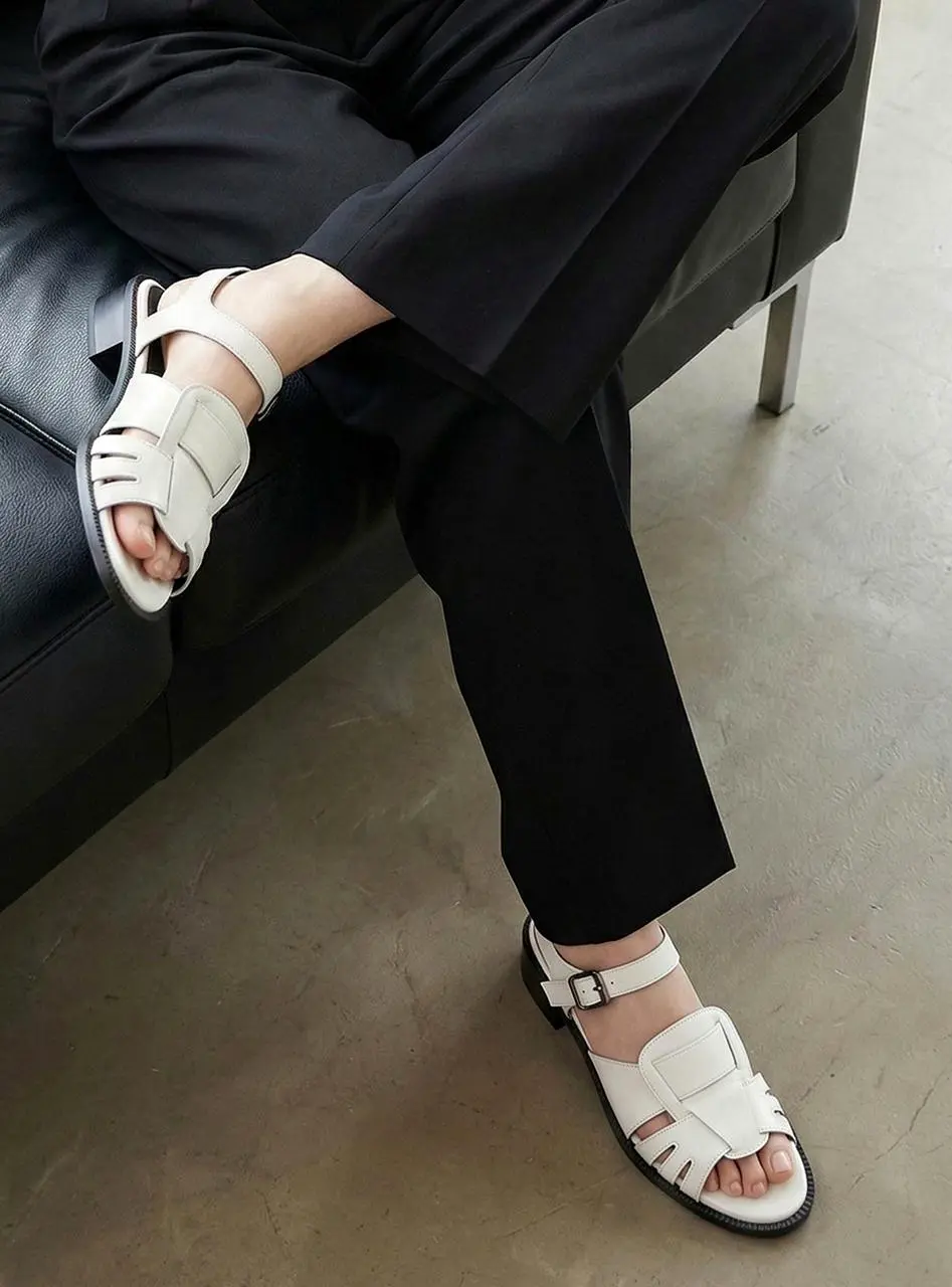 Ardo Open-Toe Cut-Out Slingback 3cm Sandals (LC586)