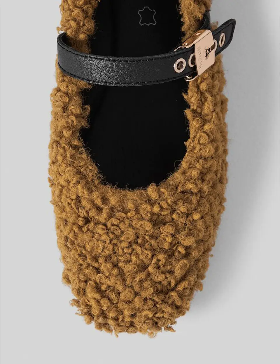 Caliper Mary Jane Shoes (HH59K2J11G)