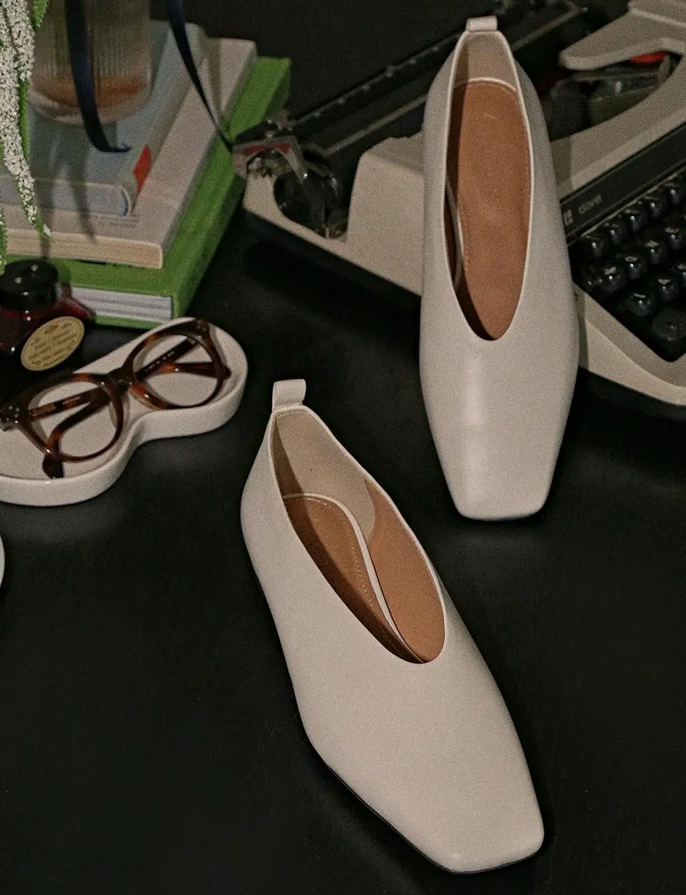 Handcrafted Premium Leather Flat Shoes