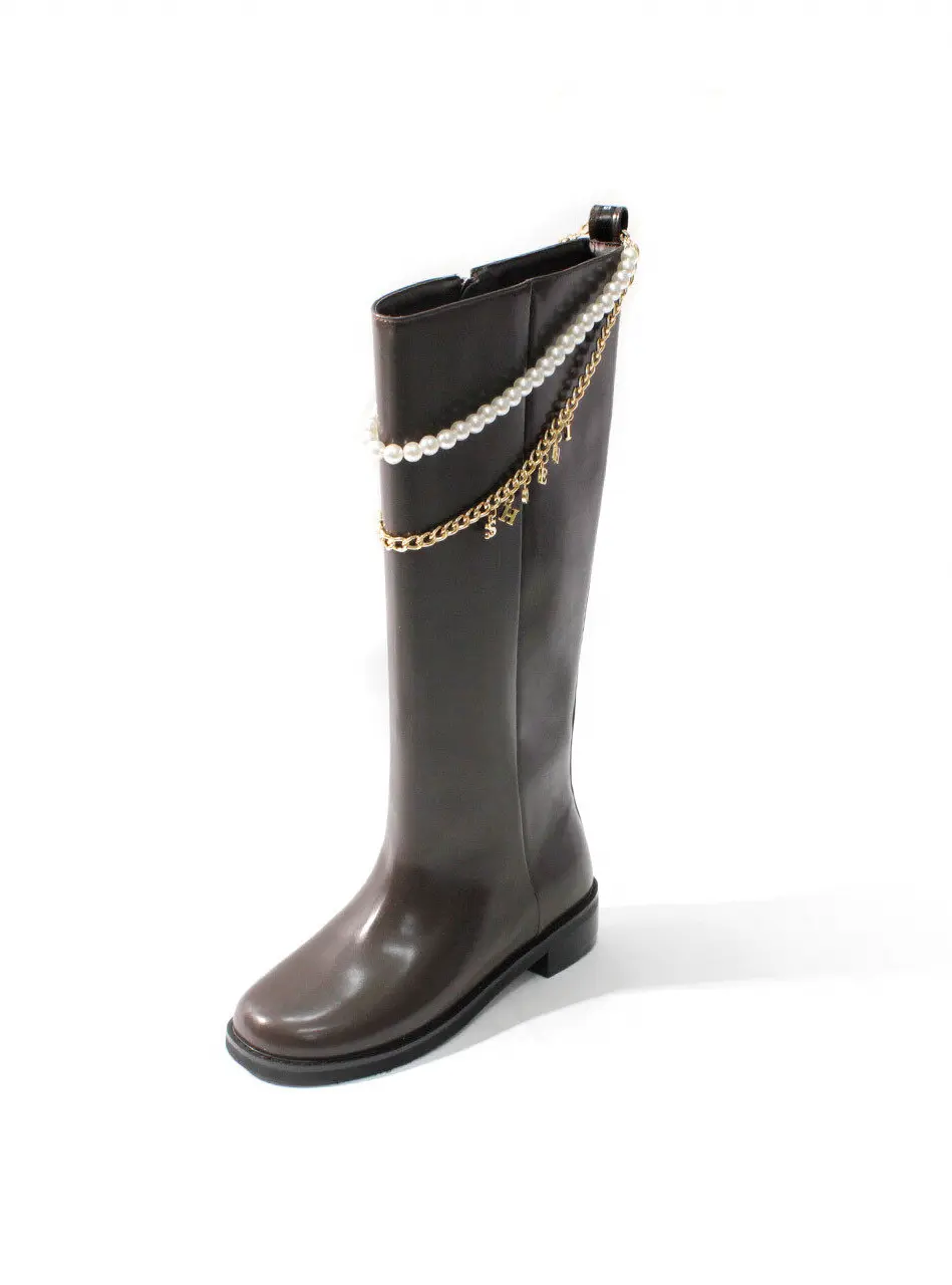 Serena Pearl Logo Chain Long Boots