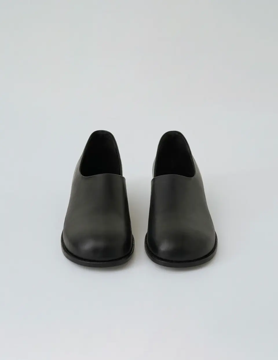 Pebble Loafer [Black]