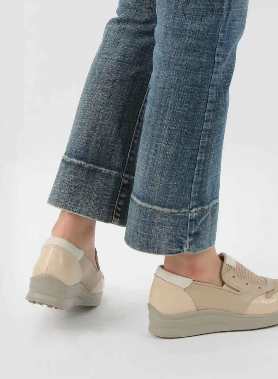 Pony Sneakers (2 Colors)