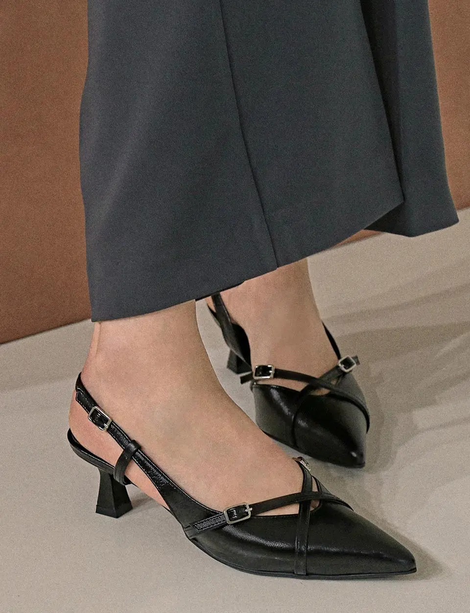 Nuart Slingback Pumps (A202J)