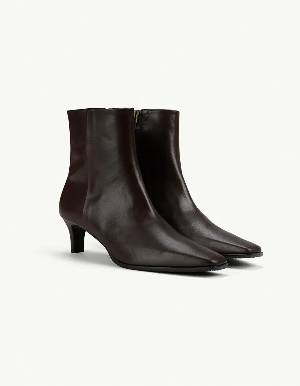 Louve Square Toe Ankle Boots [Brown]