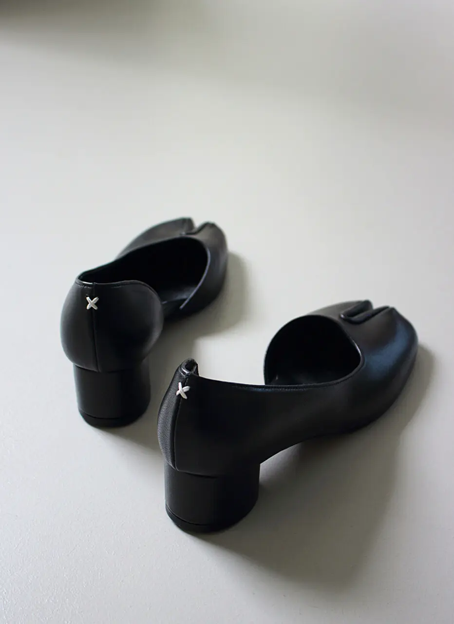 NOIING by JAMT Tabi 22 BK Pumps