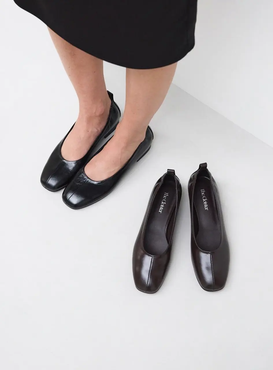 Grove Square Toe Flat