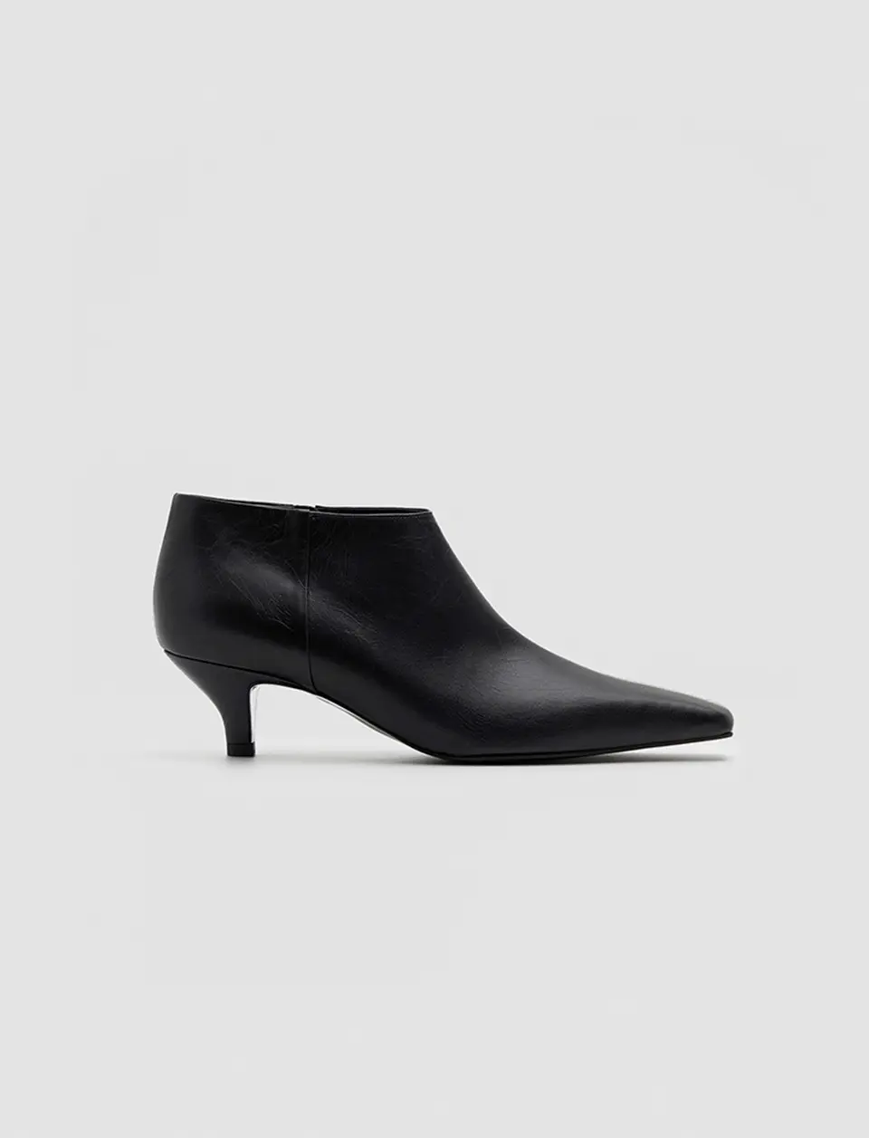Kabi Low Boots_Matte Black