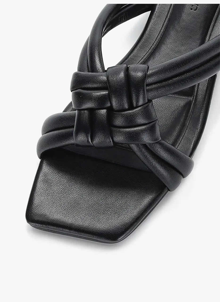 Knotted Padded Slippers - Black