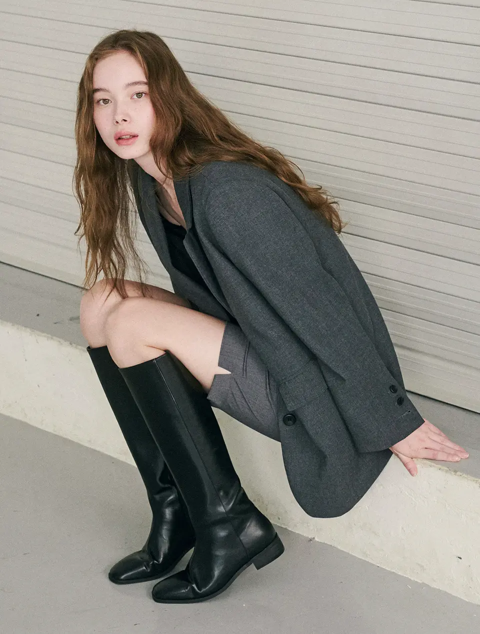 Pharrell Square Long Boots 3.5cm (2 Colors)