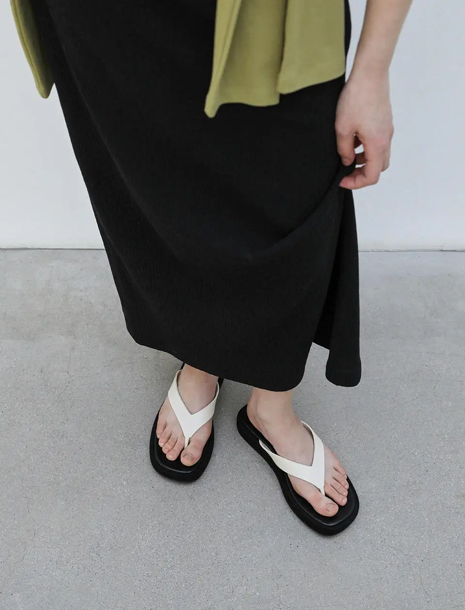 [SAMPLE SALE] RETO Platform Slides [2color]