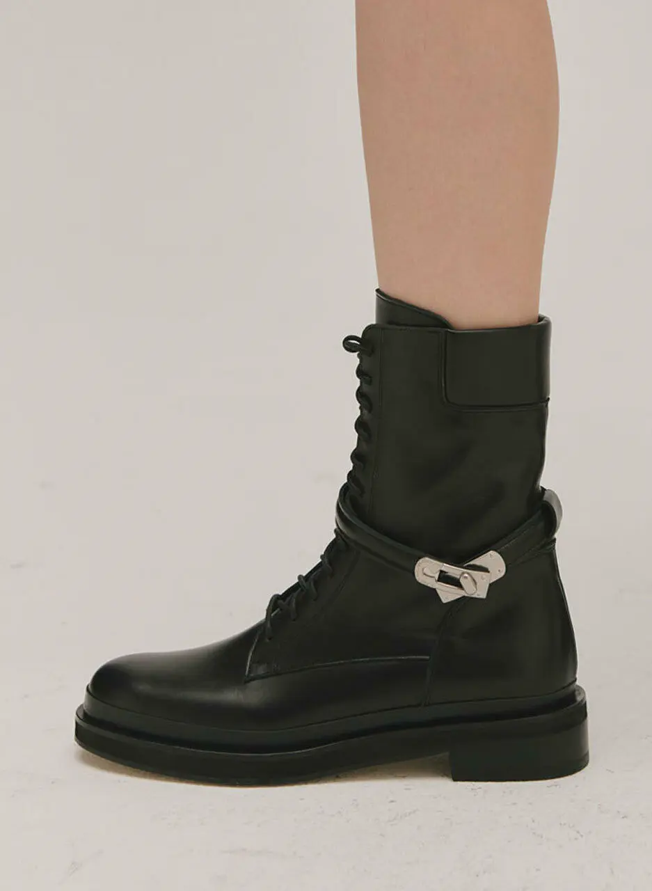 Lace-up Ankle Boots - Black (B21F44)
