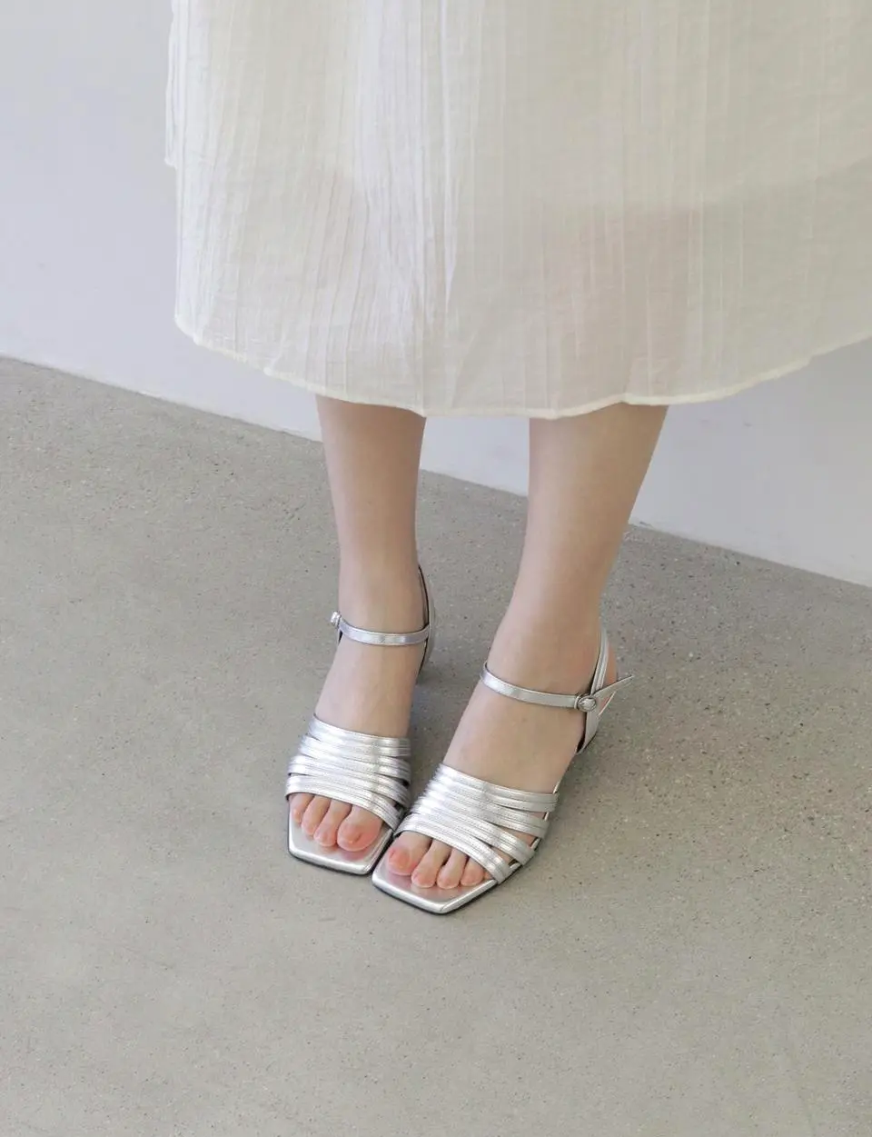 Strap 5cm Heeled Sandals (LC390)