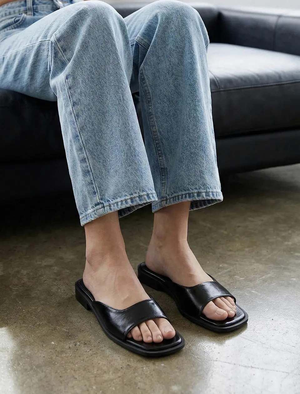 Modern Open-Toe 2cm Slide Sandals (LC585)