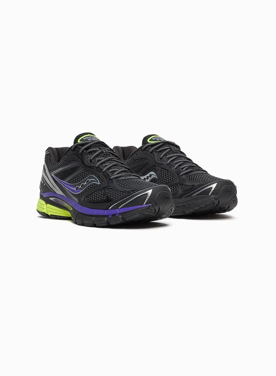 PROGRID GUIDE 7 RUNNING SHOES (S70936-21)