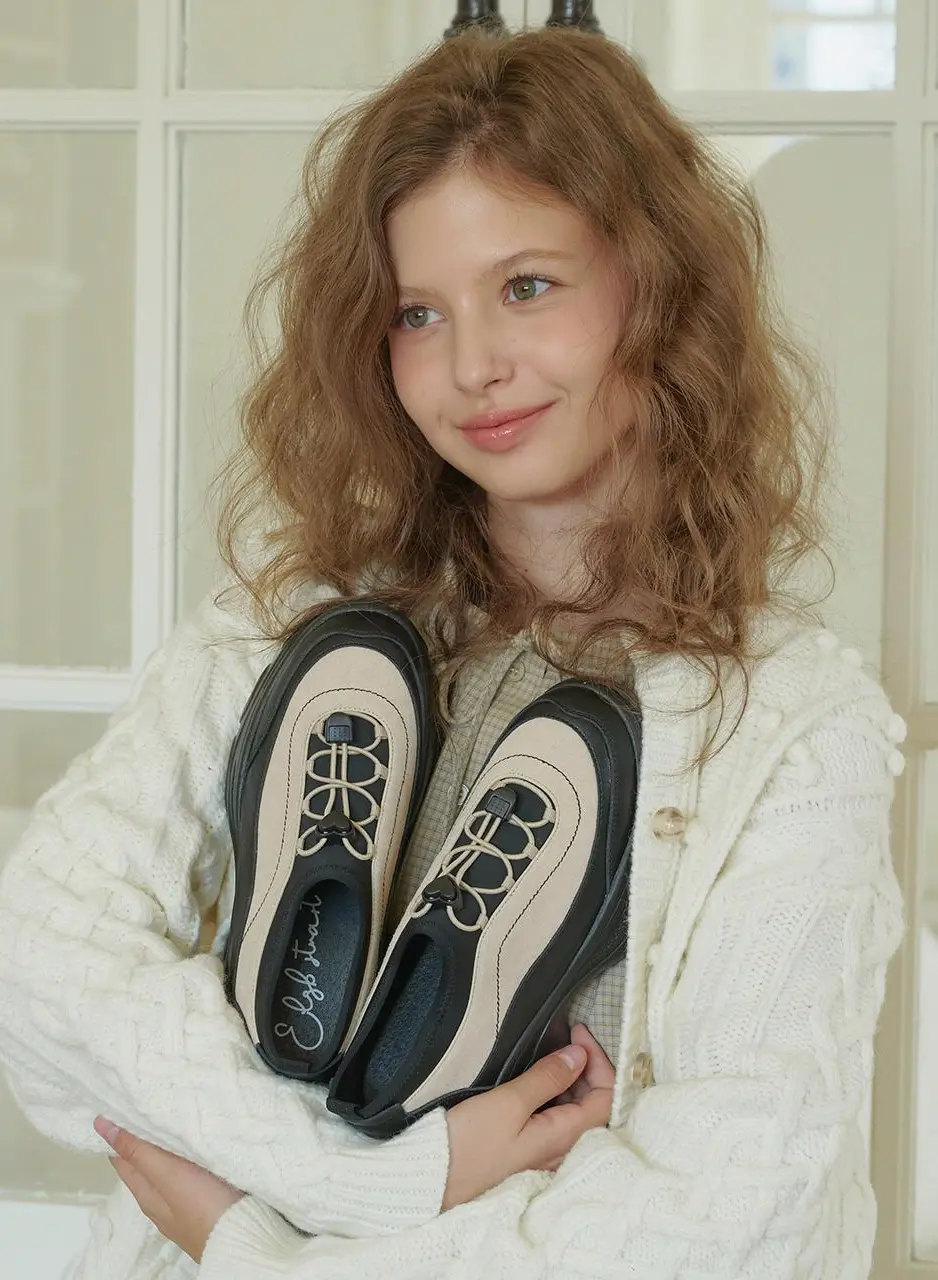 Signature Platform Sneakers (EBAL157510)