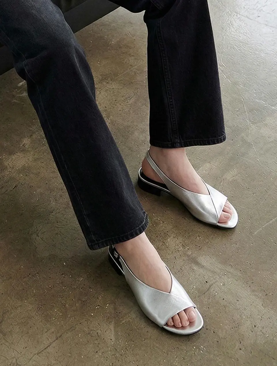 Luminous Open-Toe Slingback 2cm Sandals (LC583)