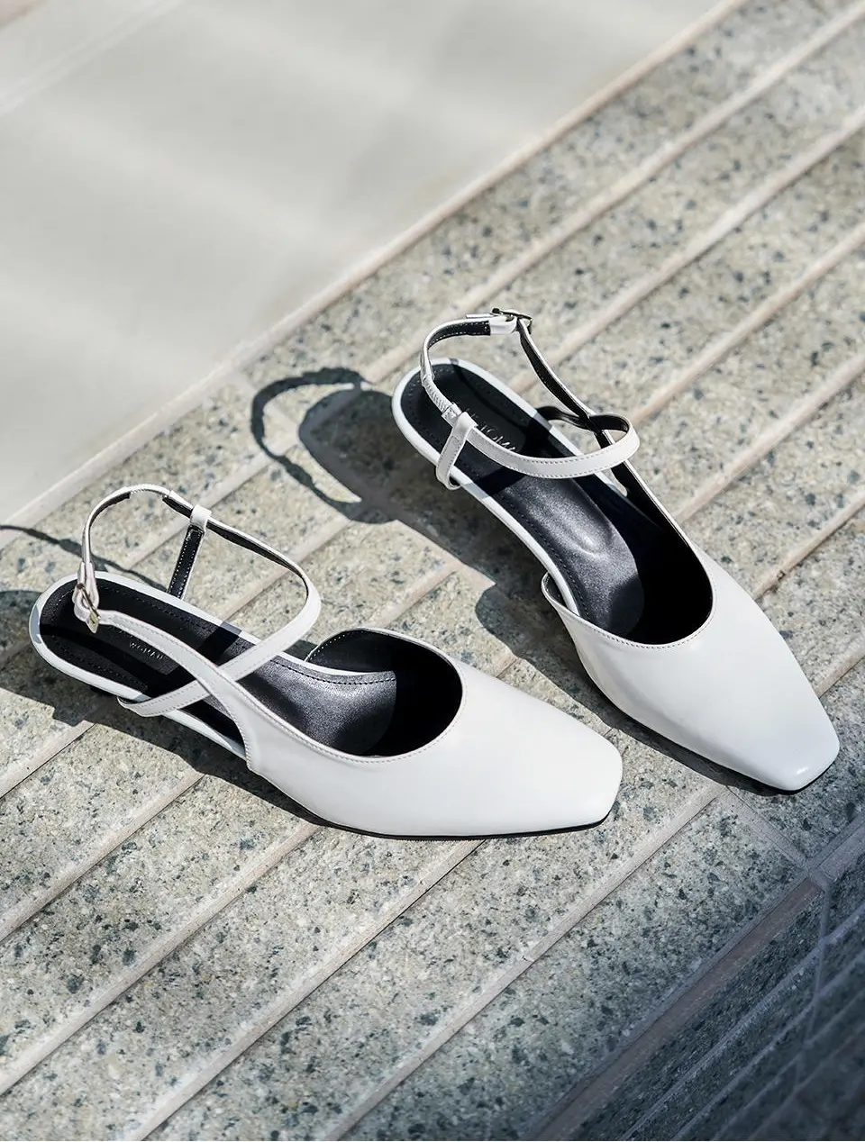 Rael Minimal Square Heel 5cm (CW0105GWH)