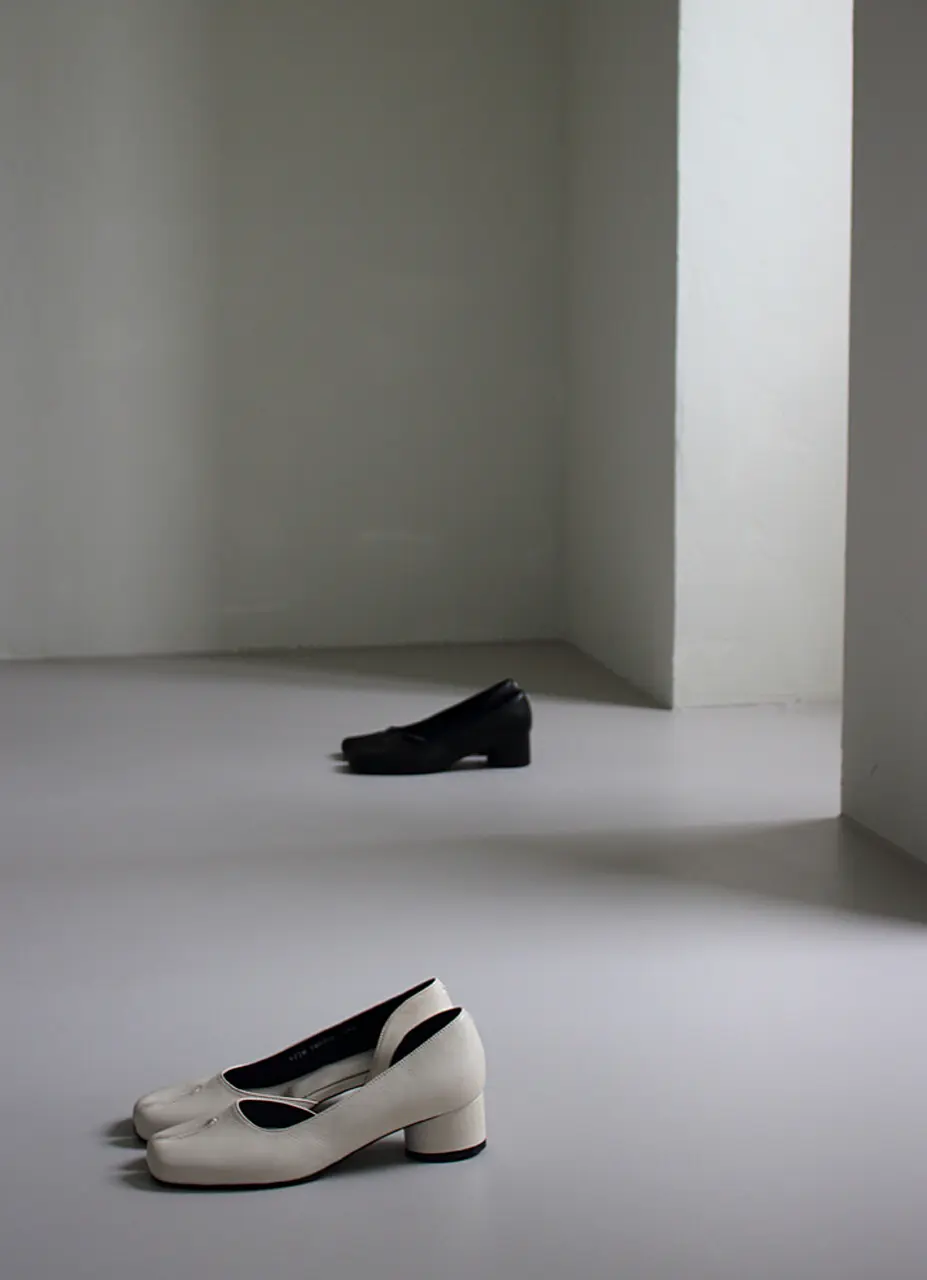 NOIING by JAMT Tabi 22 BK Pumps