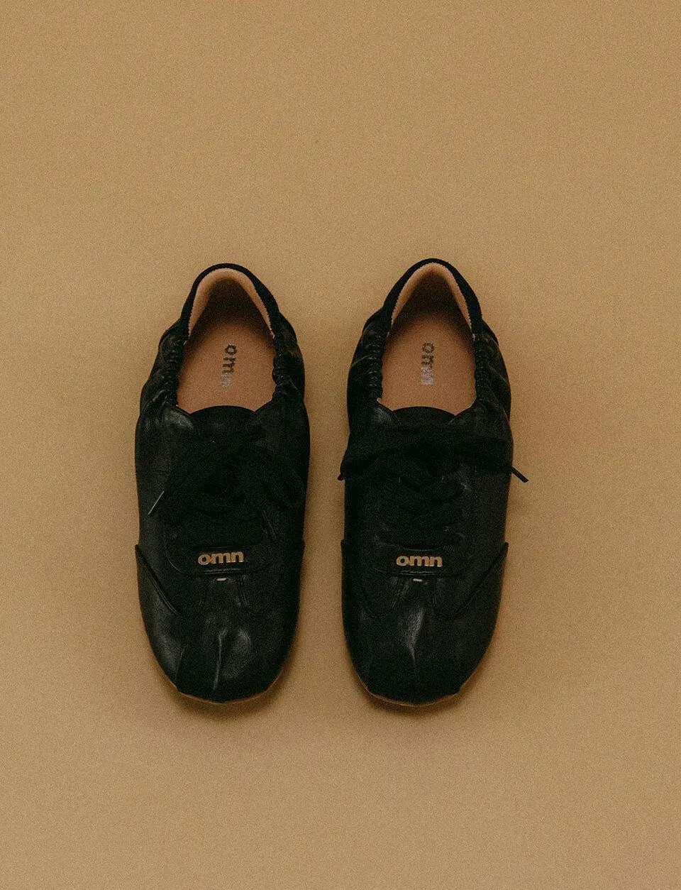 omn Leather Sneakers