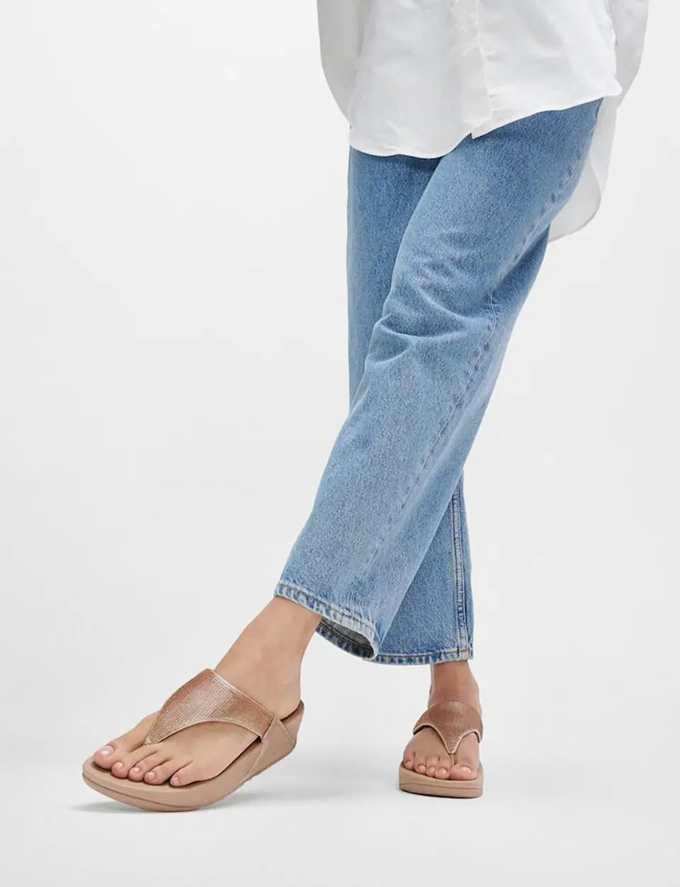 Samsung C&T Official SSF EXCLUSIVE Lulu Women's Sequin Flip-Flop Sandals SLIDES [Classic Beige] (FT59K2T02A)