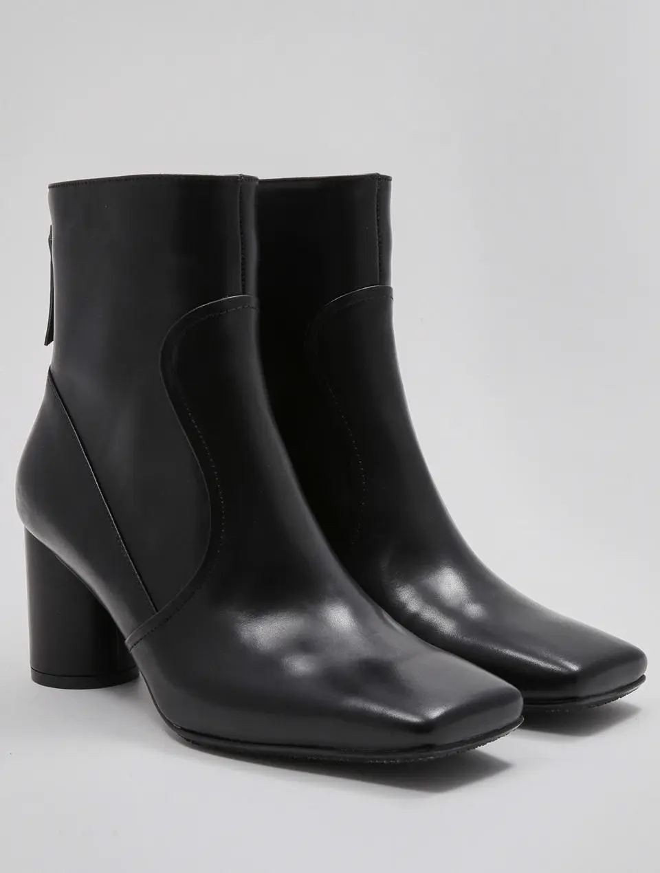 1418 Shio Ankle Boots-Black
