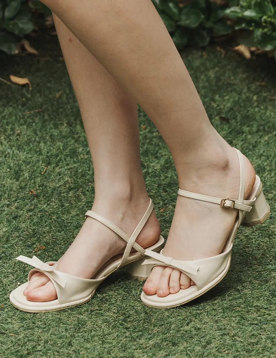 Ribbon Strap Sandals EBAL157345