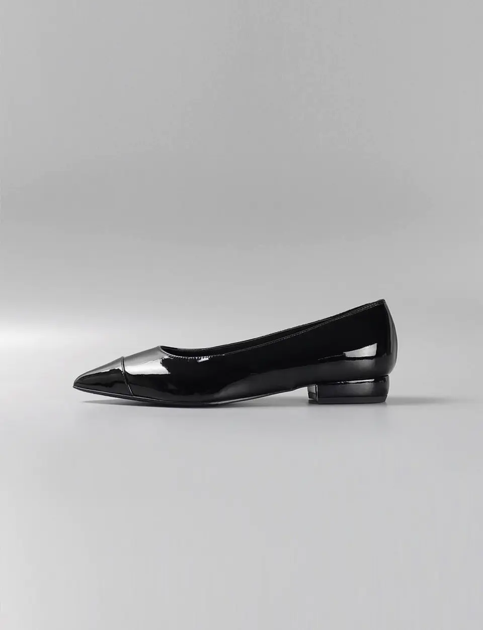 Stiletto Flat Ballet [2colors] (LC341)