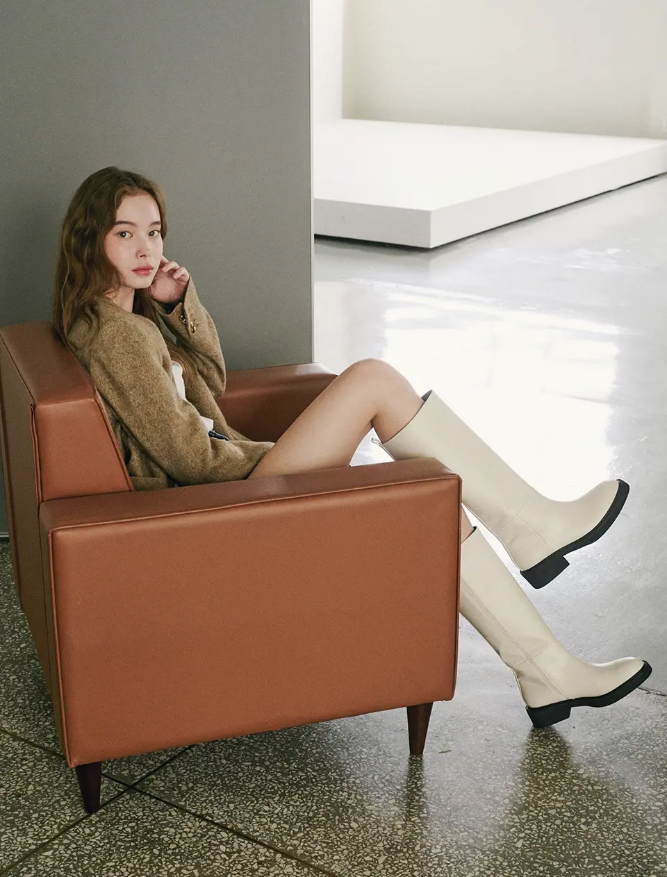 Floody Round Long Boots 4cm (2 Colors)