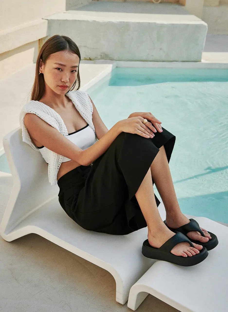 Kkomulock Light EVA 5cm Heel Flip-flop Sandals [4colors]