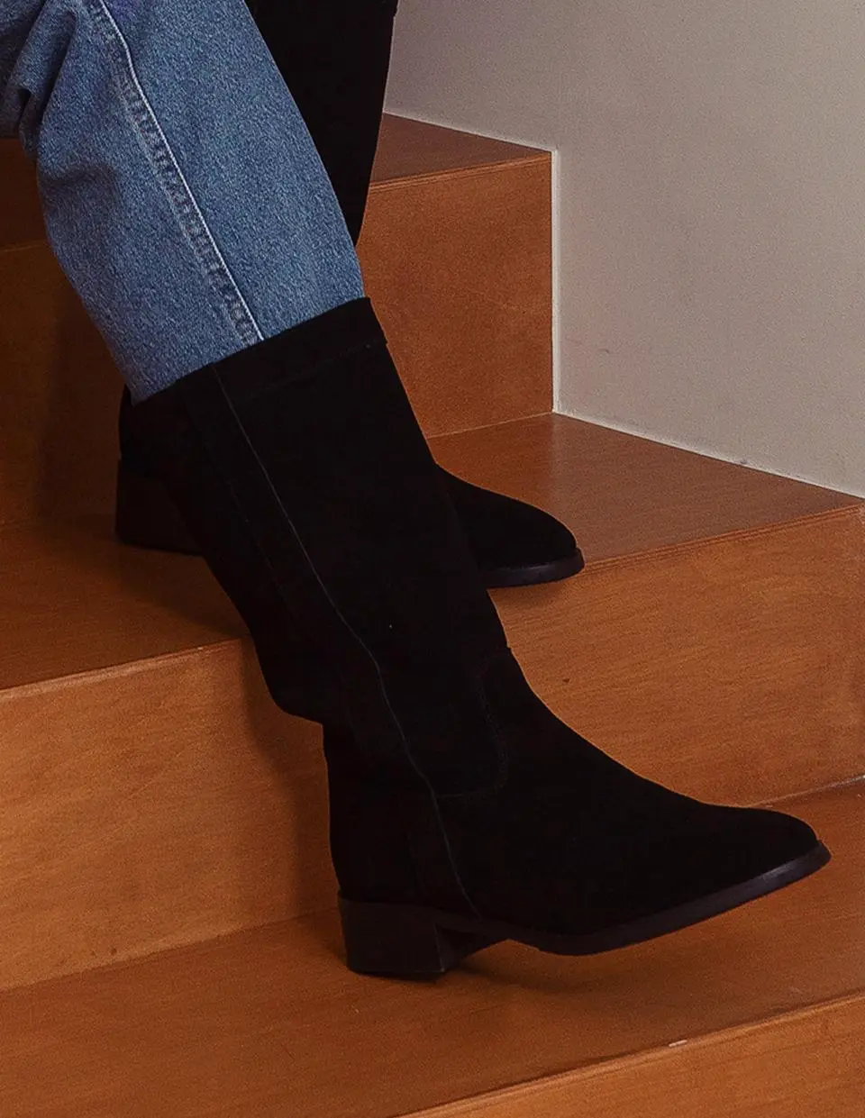 Cow Leather Bailey Half Boots (EBAL137745)