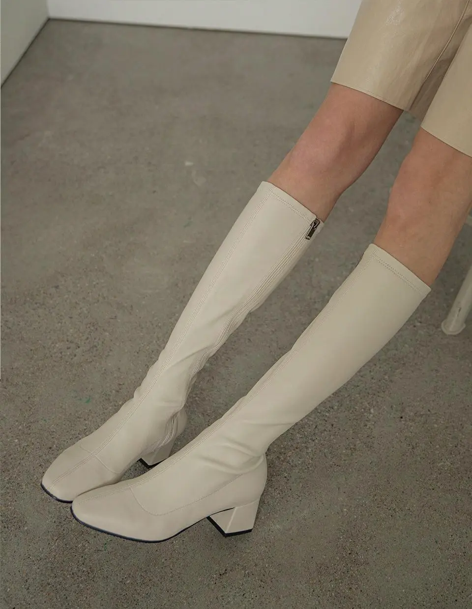Square Long Socks Boots - 2 Color