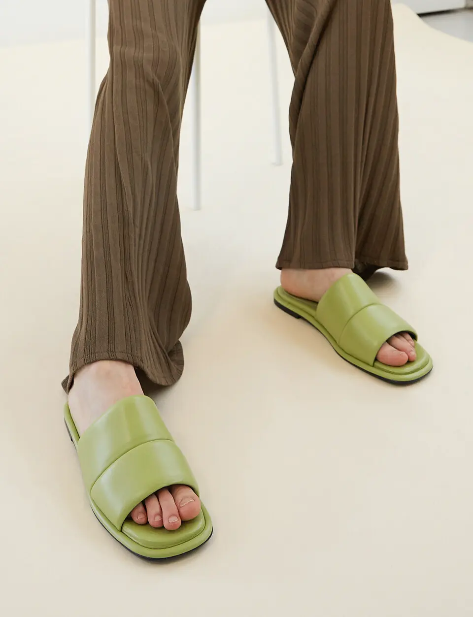 Laila Slides Leather_Light Green