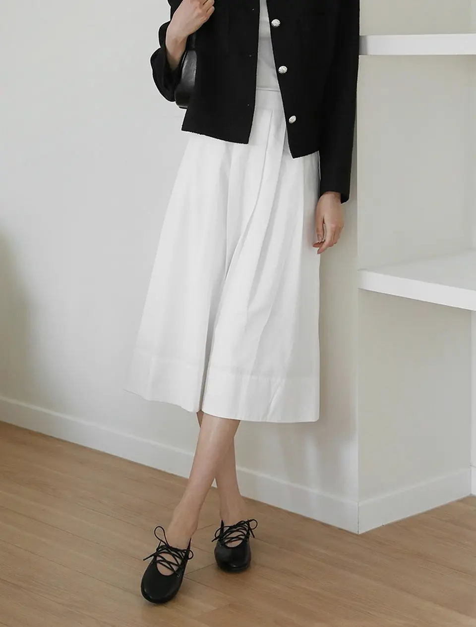 Lace-up Round Toe Faux Leather Flat Shoes