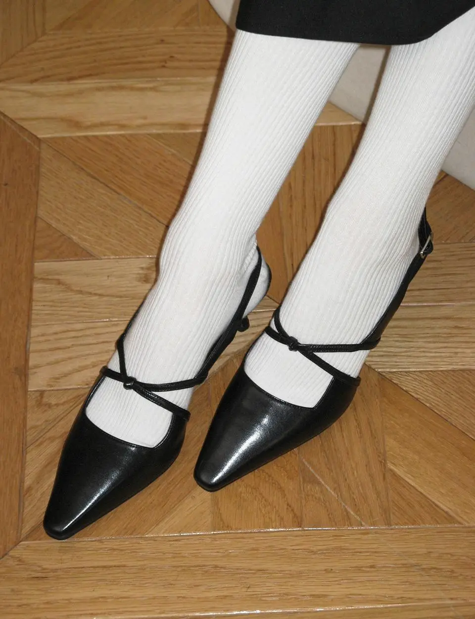 ROSIE Rosie Cross Slingback Kitten Mid-Heel 5cm Pumps