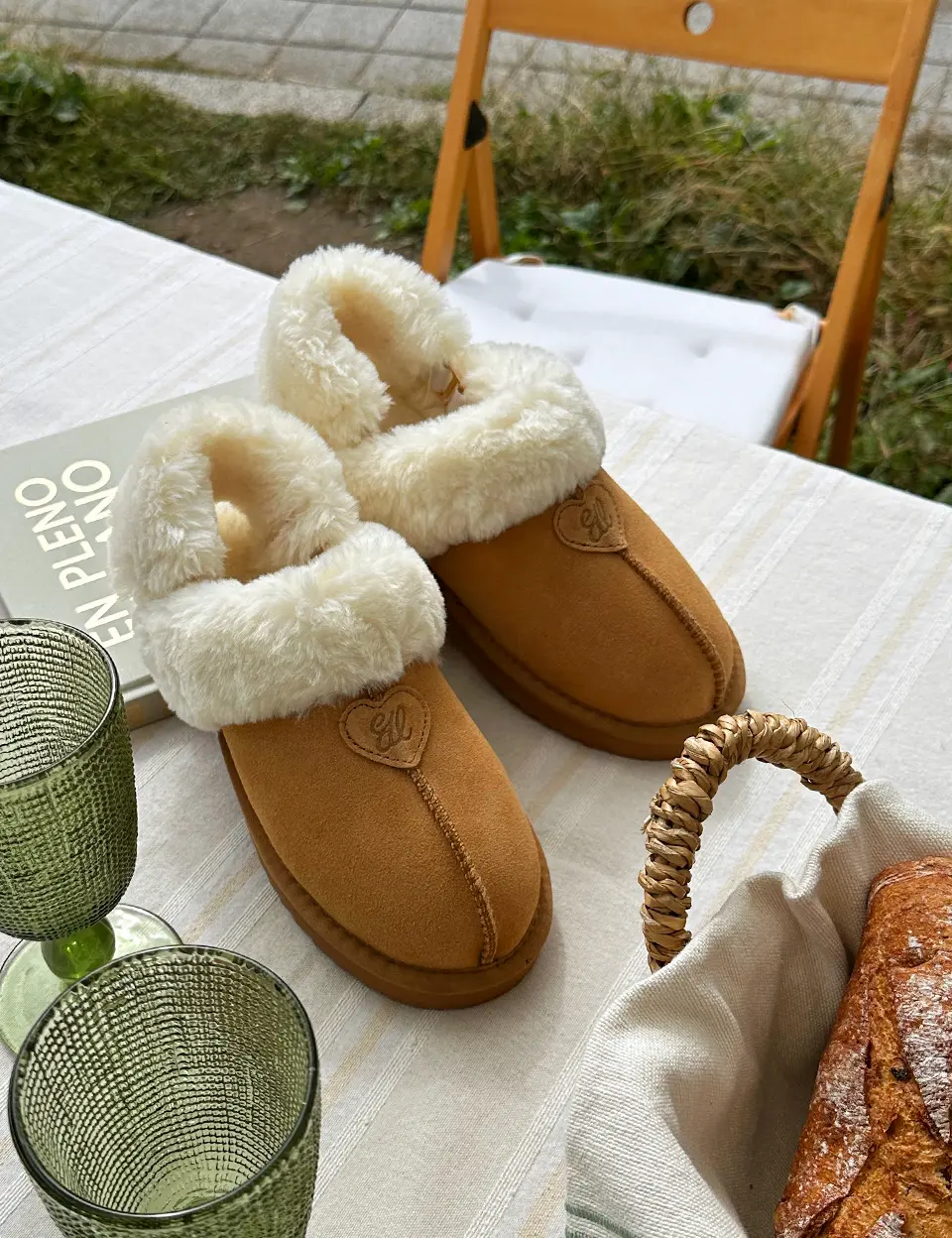 Fluffy Leather Strap Fur Slipper