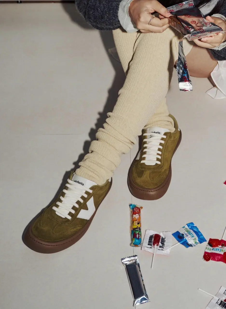 Victoria Olmo Barefoot Sneakers [Oliva] (1186103-OLIVA)