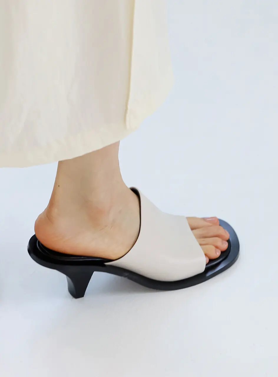 UNQ Sandal