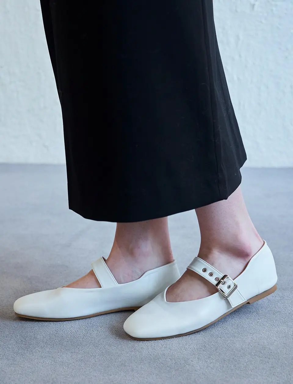 Sage Buckle Mary Jane Flat Shoes 1cm (CW0110WH)