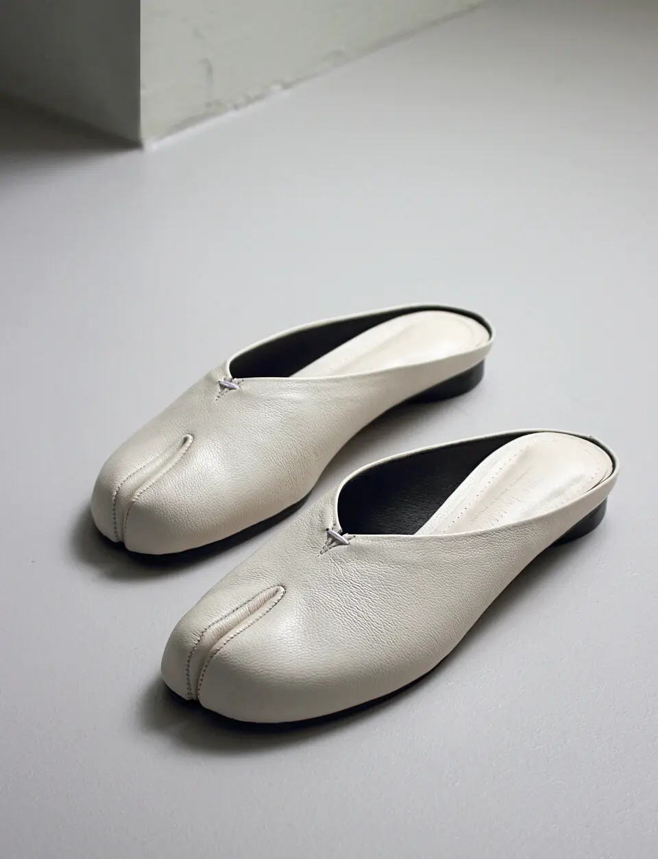 NOIING by JAMT Tabi 21 IV Flat Mules