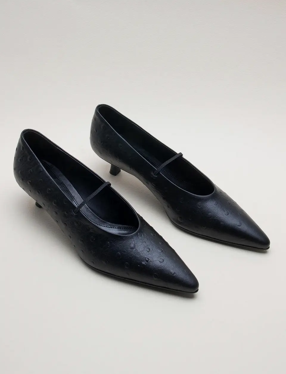 Uncommon 4cm Pumps (kw3003)