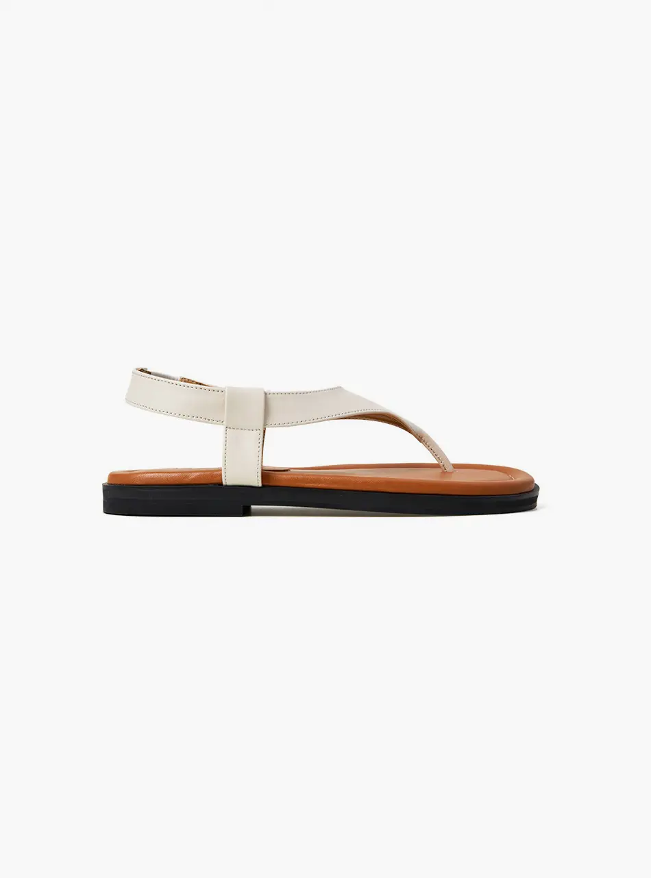 Pacific Leather Flip-flop Sandal_White