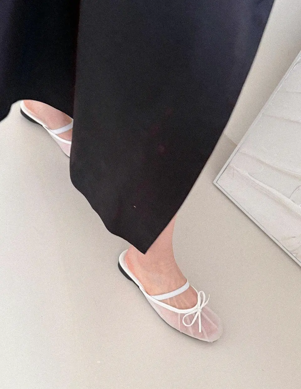 Dahlia Ribbon Mesh Flat Mule Slides (me257)