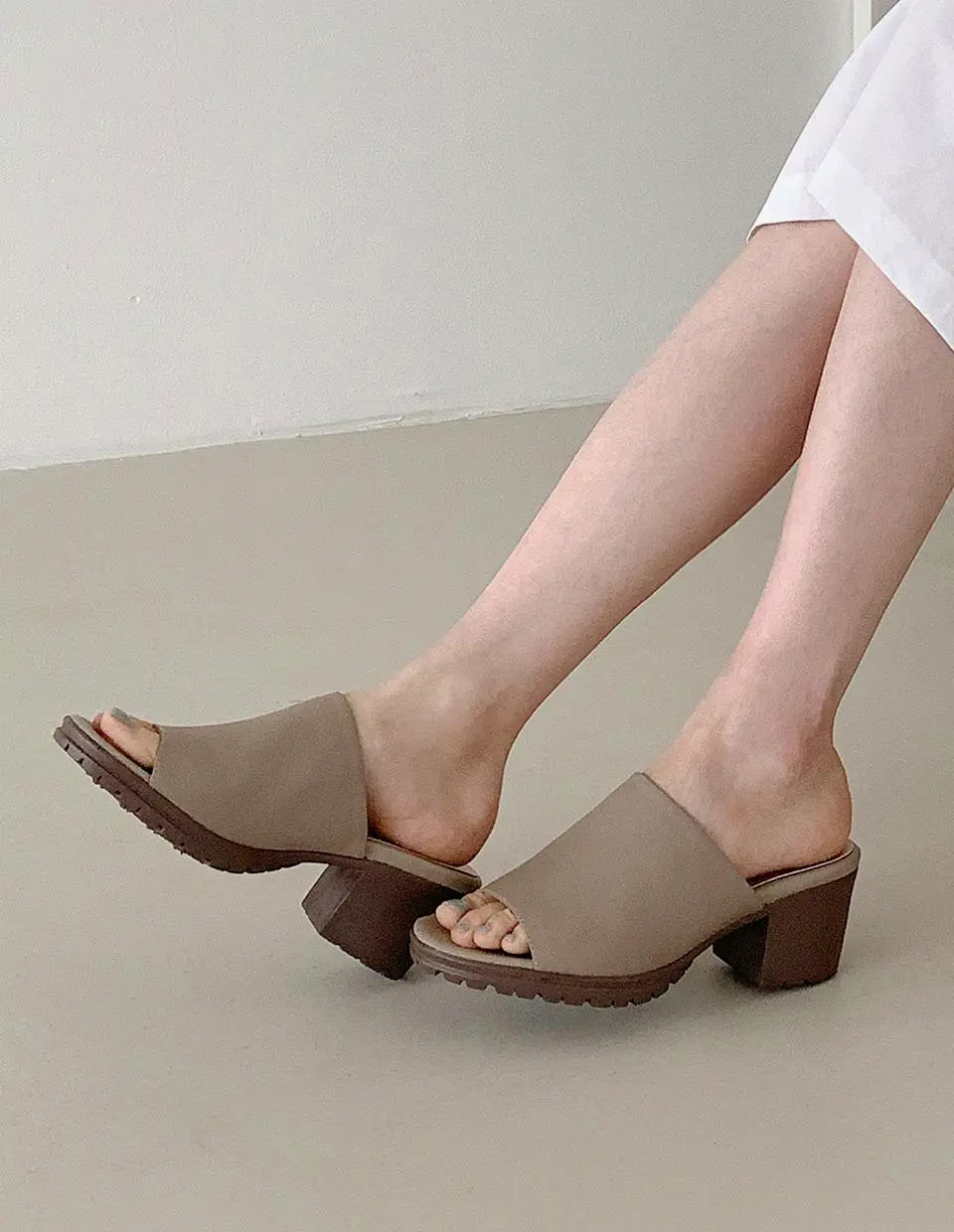 Natural Leather Wedge Platform Handmade Slides (GIS-42290)